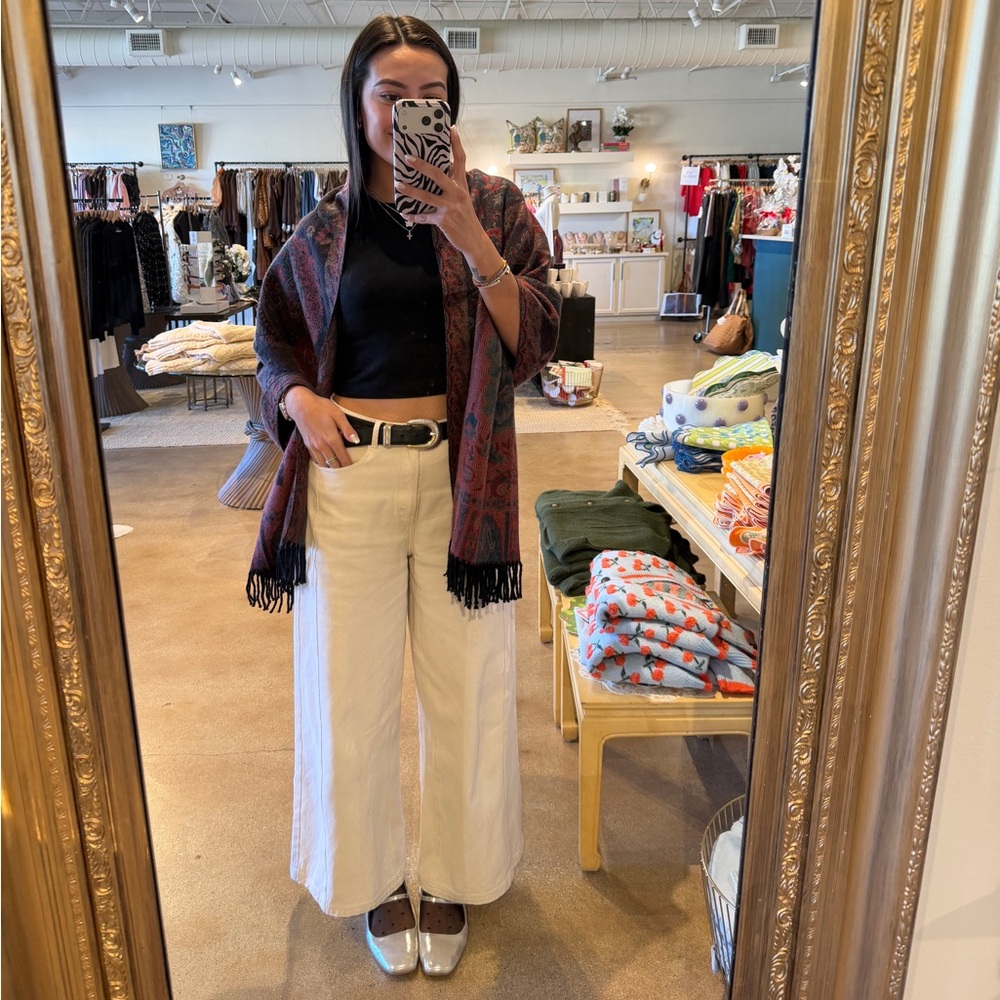 Hi doll, I’m Madelynn! I’m so happy you’re here.